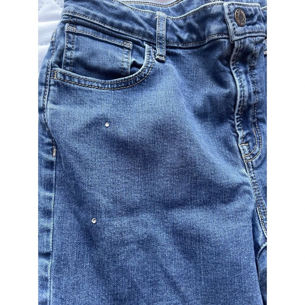 GAP details brand